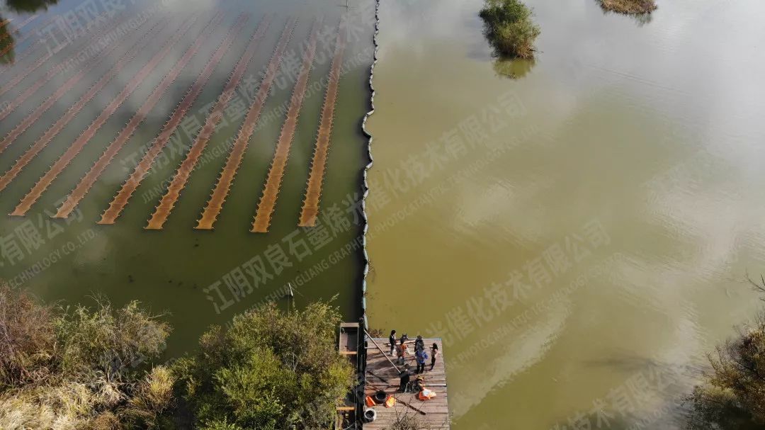 大理西湖<a href=http://www.r1lxrhg.cn/hp/ target=_blank class=infotextkey>湖泊修復(fù)</a>水質(zhì)提升