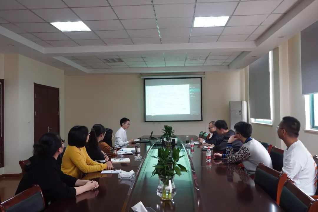 <a href=http://www.r1lxrhg.cn target=_blank class=infotextkey>雙良</a>光催化主題學(xué)習(xí)活動(dòng)完美收官！