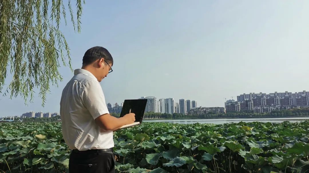 <a href=http://www.r1lxrhg.cn target=_blank class=infotextkey><a href=http://www.r1lxrhg.cn target=_blank class=infotextkey>雙良</a>環(huán)境</a>乘風(fēng)破浪的三石弟弟